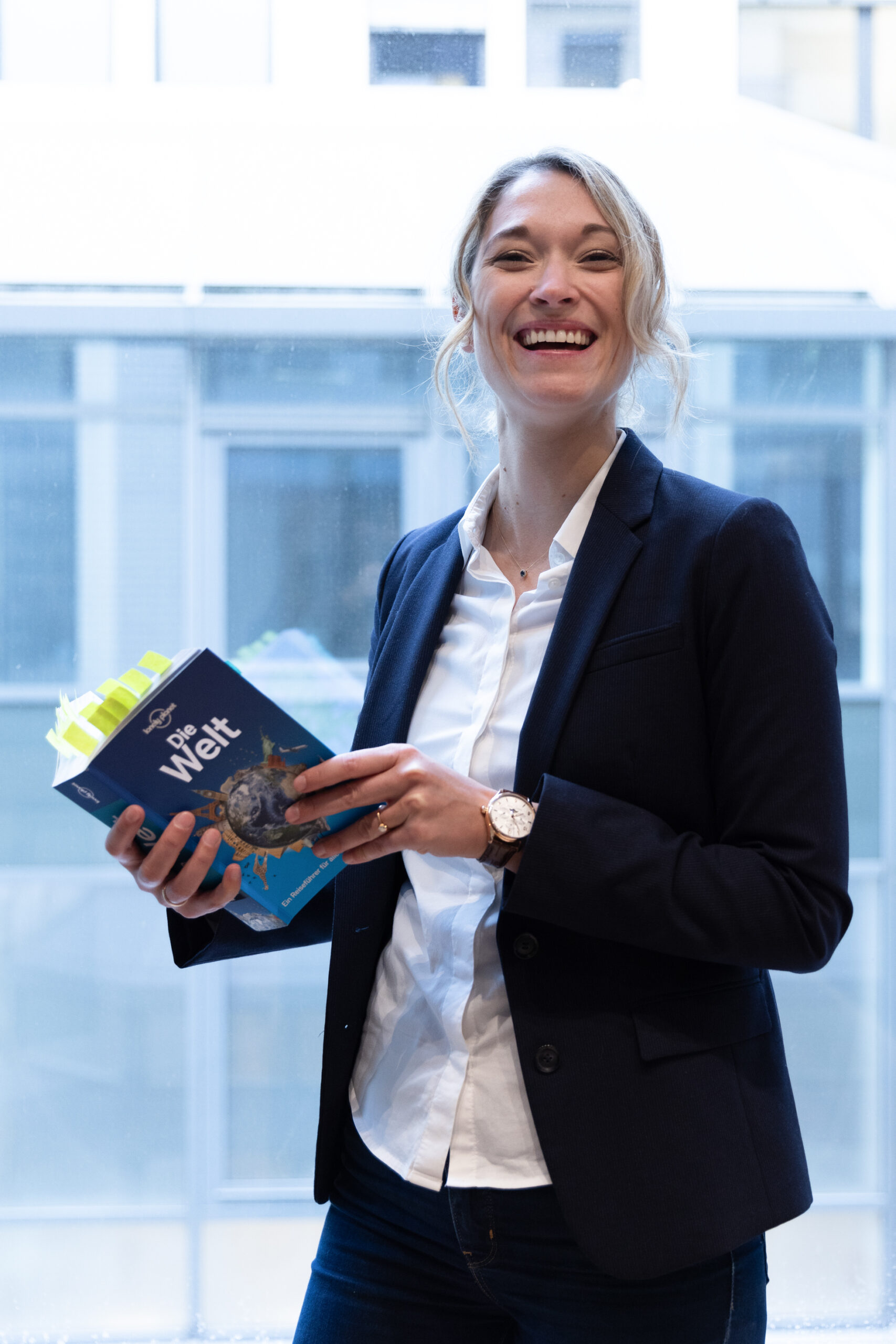 Michaela Vriesen,<br>